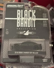 GREENLIGHT - BLACK BANDIT - 2016 DODGE CHARGER SRT HELLCAT - 1/64