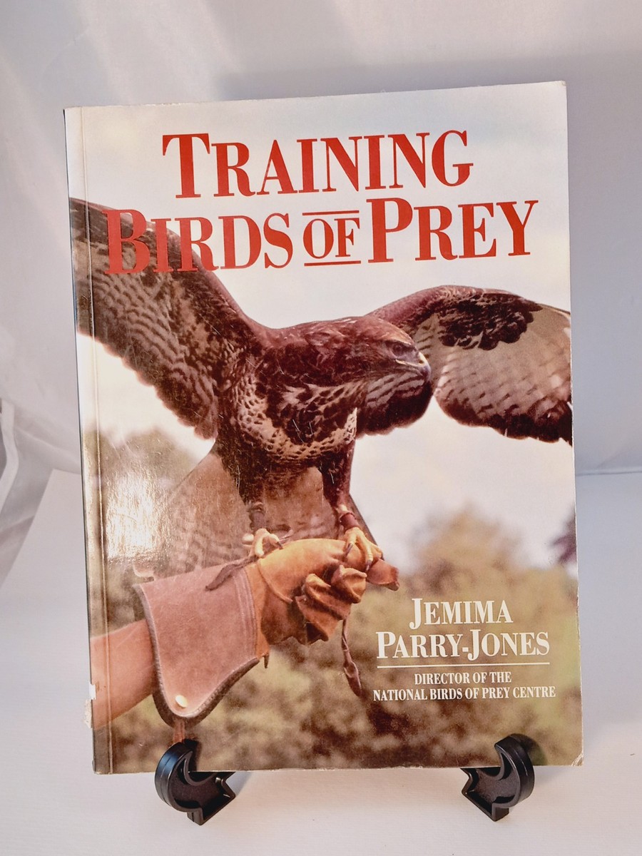 洋書 TRAINING BIRDS OF PREY JEMIMA PARRYJONES Training Birds of Prey: Jemima Parry-Jones: 8601300391601