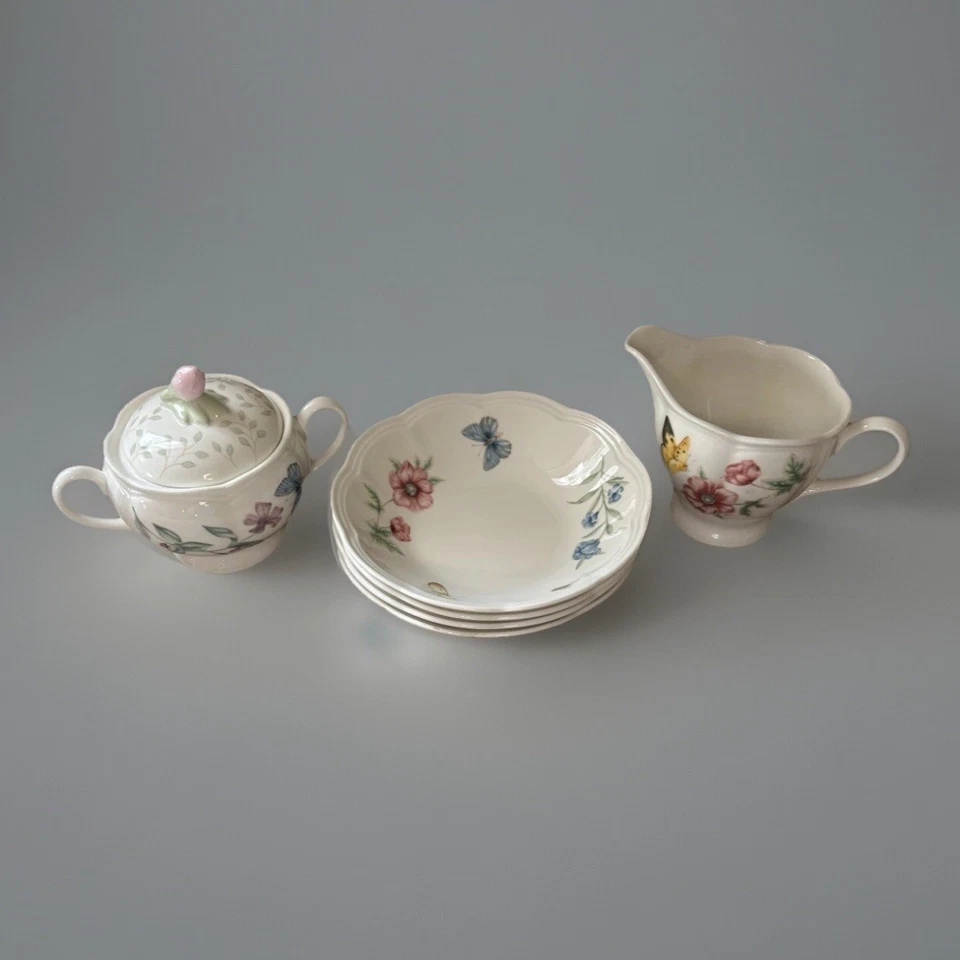 Crema y azucarero de porcelana Lenox BUTTERFLY MEADOW con tapa y platos de postre Foto 2 de 4