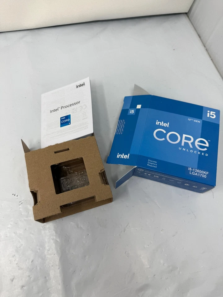 Procesador Intel Core i5-12600KF (4,9 GHz, 10 núcleos, FCLGA1700) solo caja sin CPU Foto 2 de 2