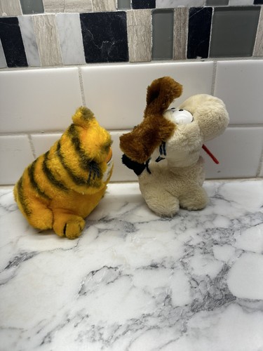 Vintage Dakin Garfield Cat 1981 & 1983 odi dog Plush Stuffed Animal 6” - Picture 5 of 16