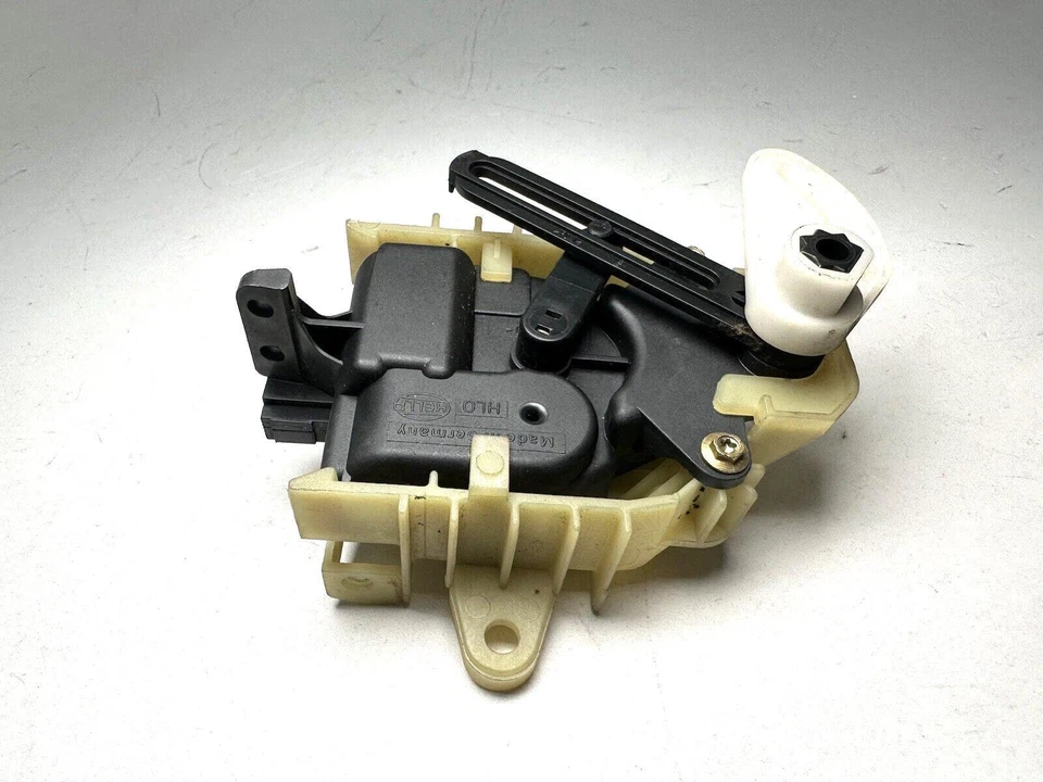 Actuador/motor de entrada de aire de climatización Volkswagen Passat 2002-2005 Foto 2 de 4