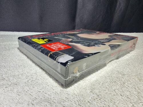 Terminator The Sarah Connor Chronicles Season 2 Limited Edition Steel Packaging - Picture 4 of 4