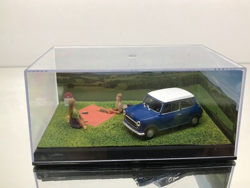 ALTAYA 3 AUSTIN MINI PARTIE DE CARTES LA ROUTE BLEUE -1:43- GOOD IN SHOWCASE - Picture 1 of 5
