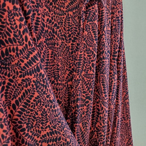 Motherhood Maternity Floral Dress Size Large Pink Navy Stretch Wrap - Picture 8 of 9