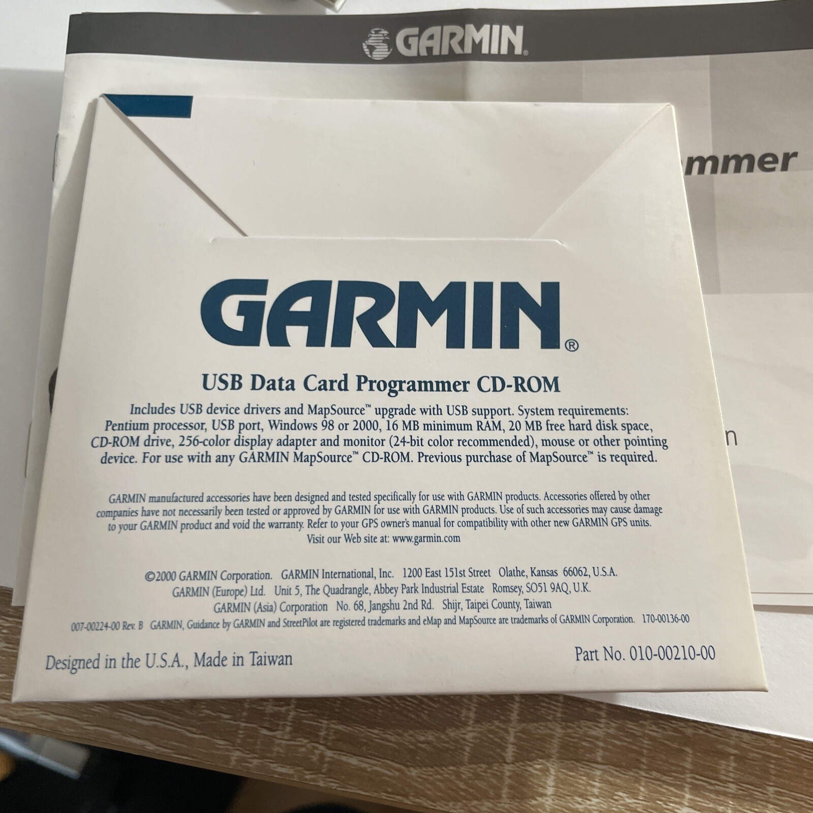 Garmin USB Aviation Data Card Programmer 0110059000 with Nav Data