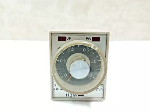 Omron H3M Timer Module 5A 250V AC.
