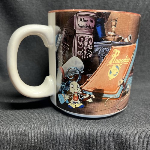 Vintage Walt Disney Pinocchio Geppetto Jiminy Cricket Coffee Cup Mug - Picture 10 of 12