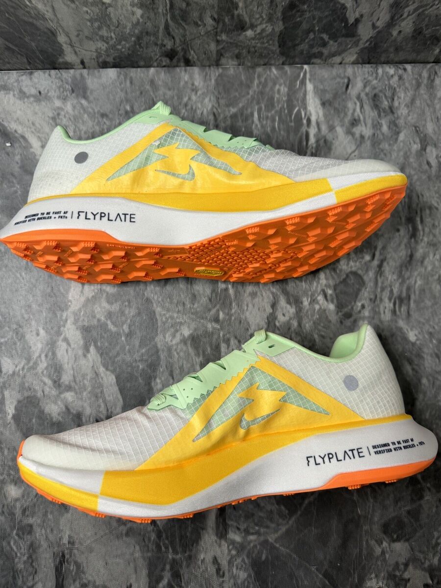 Nike ZoomX Ultrafly Trail Vapor Green Laser Orange DX1978 Nike ZoomX Ultrafly Trail Vapor Green Laser Orange DX1978