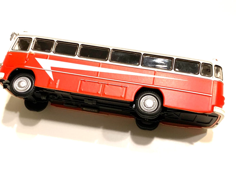 Sammler Bus Ikarus 311 / 1960 Atlas Edition Maßstab 1:72 in Acyrylvitrine (2047) - Bild 2 von 4