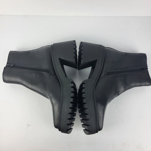 Steve Madden Women' Fella Black Leather Lug Sole Ankle Boots Shoes Size 9M - Picture 11 of 19