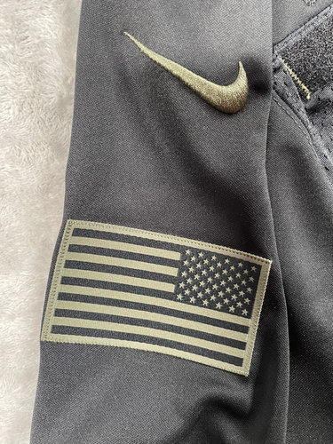 Derrick Henry Tennessee Titans Black Salute To Service Nike Jersey Mens Size Sm - Picture 6 of 10