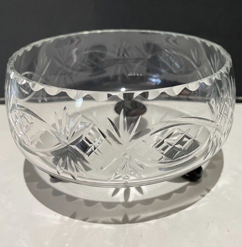 Three Footed Cut Glass Bowl with 3 Black Feet Clear Etched Scalloped Edge Dish - Picture 9 of 12