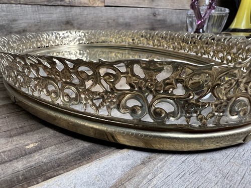 Vintage Mirrored Gold Tone Filigree Ormolu Oval Vanity Perfume Tray 💗 - Picture 8 of 9