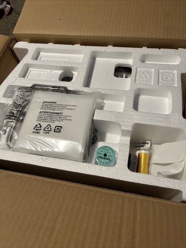 Brother PE500 Sewing Machine - Picture 5 of 17