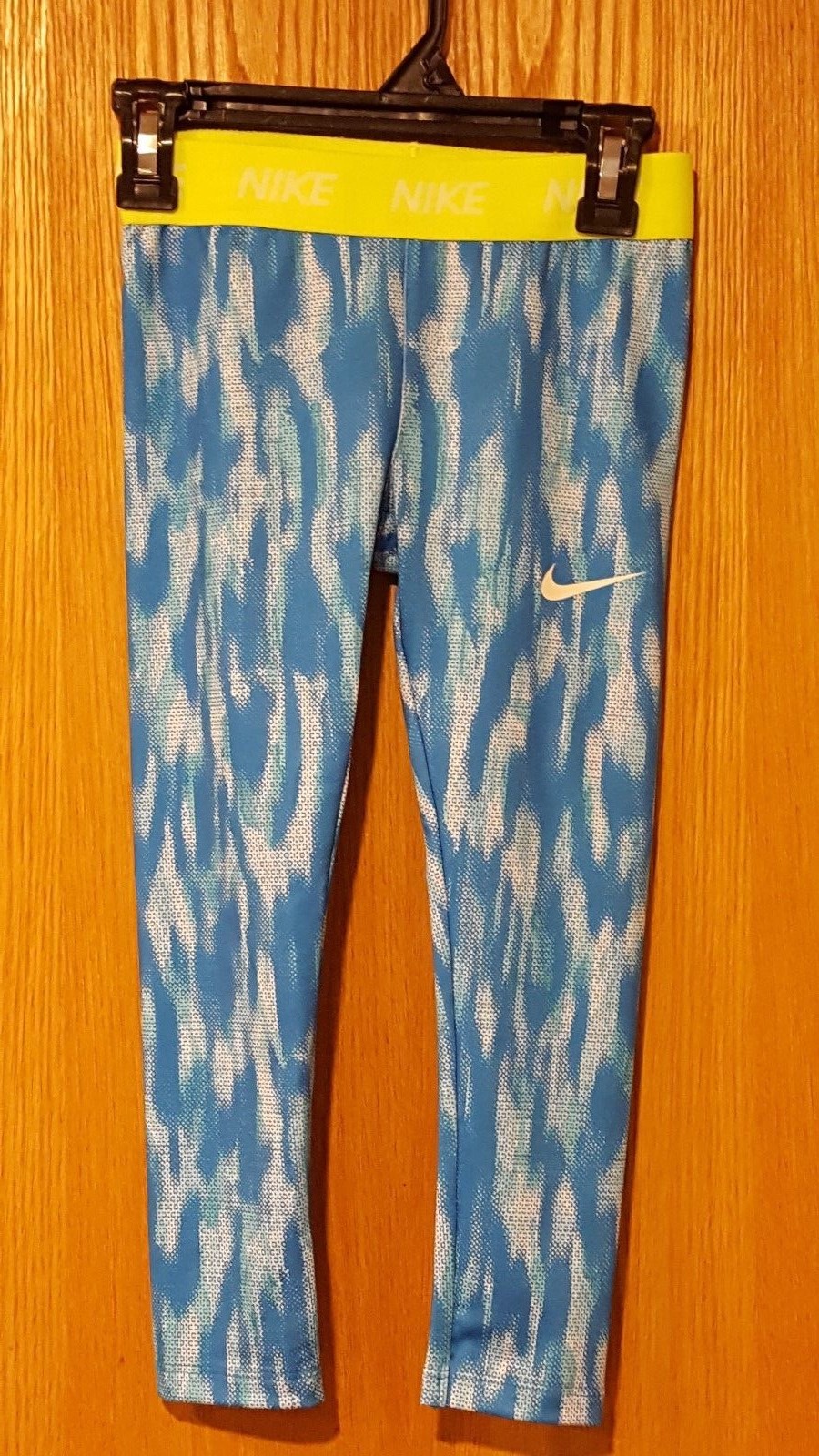 Picture 1 of 3