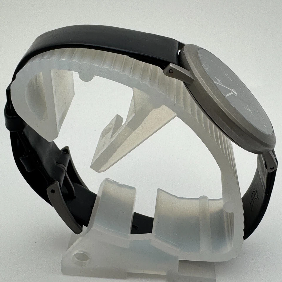 Vintage Swiss Made Quartz Watch Women 30m Silver Black Small Second New Battery - Image 3 of 4