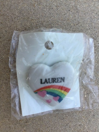 Pin Vintage Corazón Arco Iris Personalizado Nombre Femenino Alison Brenda Carrie Etc. - Imagen 95 de 145