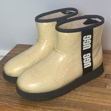 Ugg Clear Classics Boots Size 7 Women