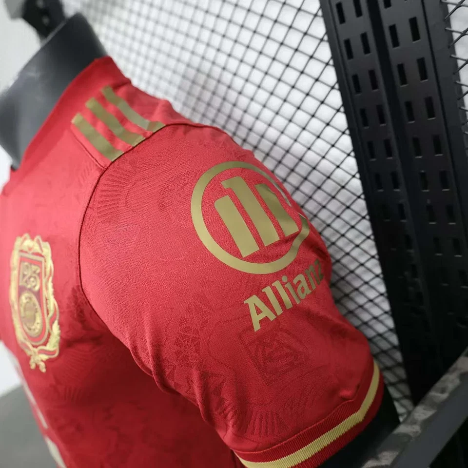 Camiseta de fútbol edición 125 aniversario Bayern Munich versión jugador 2024/2025 Foto 4 de 4