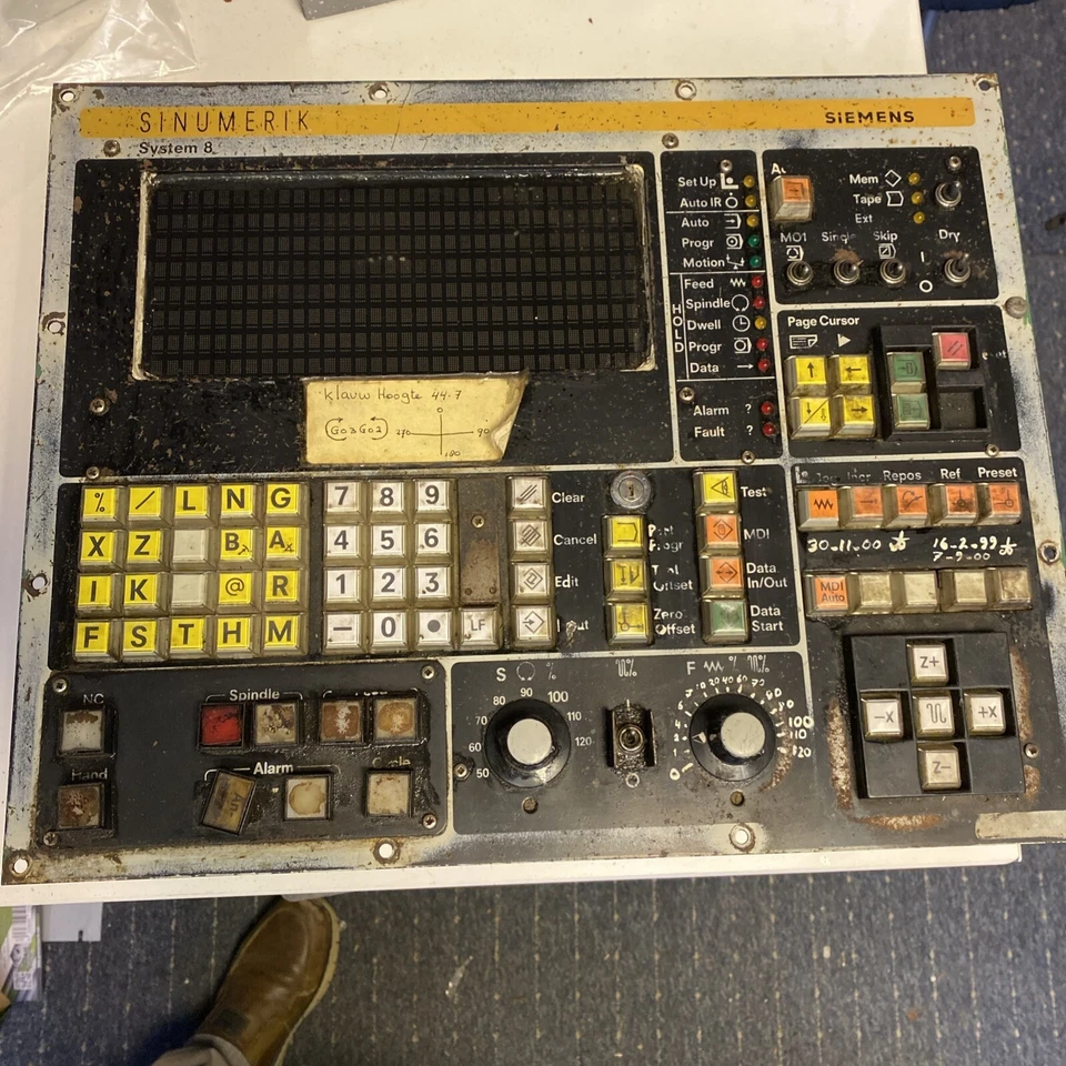 Siemens Sinumerik Control Panel Sprint 8T 548 021.9010.01 comme pièce... - Photo 2/4