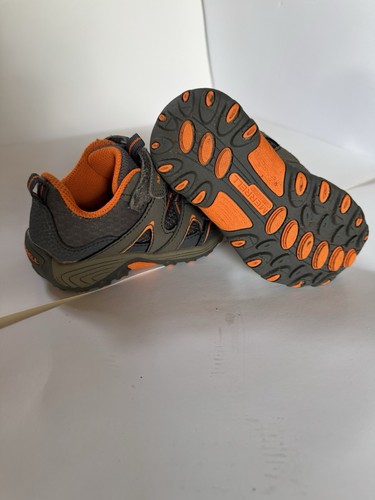 Merrell Black and Orange kids sneakers size 8 - Picture 2 of 3