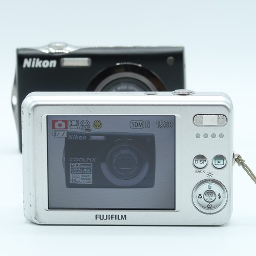 Fujifilm FinePix J20 10.0MP Compact Digital Camera Silver Tested Full Kit - Picture 6 of 22