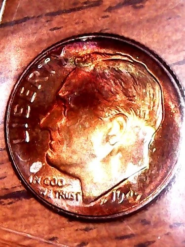 1947 SILVER ROOSEVELT DIME ... GRADES "EXTREMELY FINE"