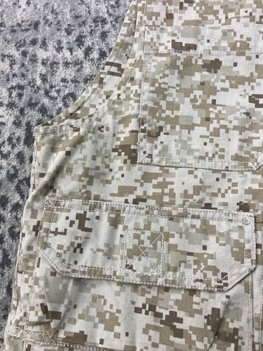 5.11 Tactical Vest 80001 Mens Size S Small Digital Tan Desert Camo - Picture 3 of 15