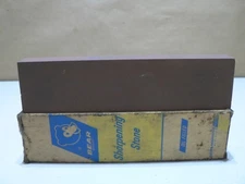 Vintage Bear Medium Bench Oil Combination Stone MB8 8 X 2 X 1