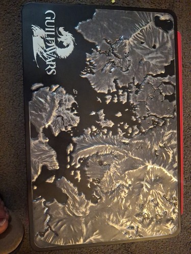 Guild Wars 2 Collectors Edition PC Spiel, Soundtrack, Buch, Rahmen