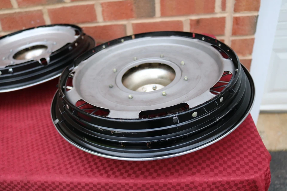 1964 1965 1966 CHEVROLET IMPALA CHEVELLE NOVA 14 INCH WIRE NOS HUBCAPS 3834904 - Image 3 of 4