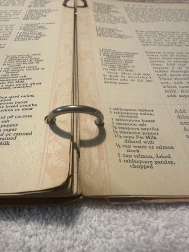 1930 PET Milk Recipe Cook Books Vintage Two Ring Binder, Very Nice Condition. - Picture 19 of 23