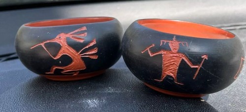 Pair of Navajo Pottery Etched Black Clay Art Tea Light Candle Holders Signed JM - Picture 4 of 13