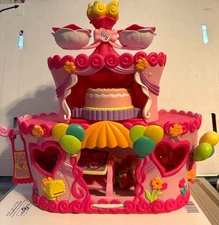 MLP G3 Pinkie Pie Rollerskate Party Cake - comes w/ 2 ponies, party hat & more!