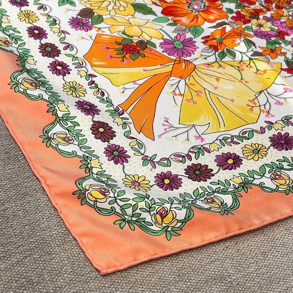 Bufanda de seda Christian Dior vintage de Japón Chr en excelente estado Foto 4 de 4