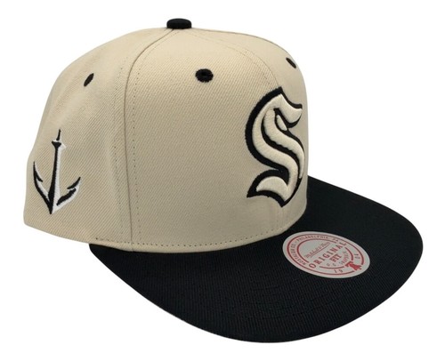 Mitchell & Ness NHL Seattle Kraken Evergreen Cream Snapback Hat, Cap, New - Picture 1 of 7