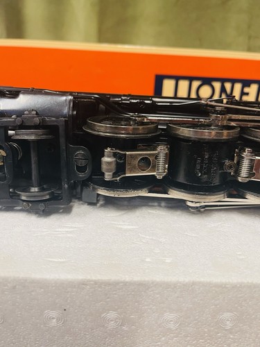 Lionel 6-18005 New York Central 1-700E 4-6-4 Hudson Steam Locomotive, O Gauge - Picture 17 of 20