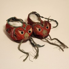 Antique Pair of Chinese Tiger Head Handmade Baby/Toddler Shoes - Original