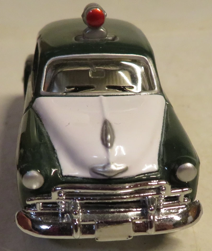 Golden Wheels 50's American Cruiser South Bend Police Car Scale 1:64 Toy Car GUC - Image 4 of 4