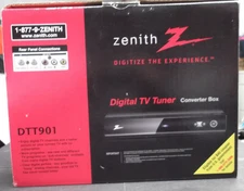 Zenith DTT901 Digital TV Tuner Converter Box with Remote and Cables