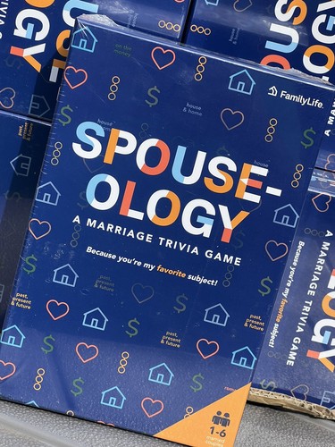 Spouse-ology A Marriage Trivia Game for Couples 2024 Relo12050 Brand new Sealed - Picture 3 of 18