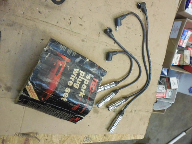 Juego de 4 cables de bujía Spiro Mag 7 mm silicona TEC de alto rendimiento Foto 2 de 4