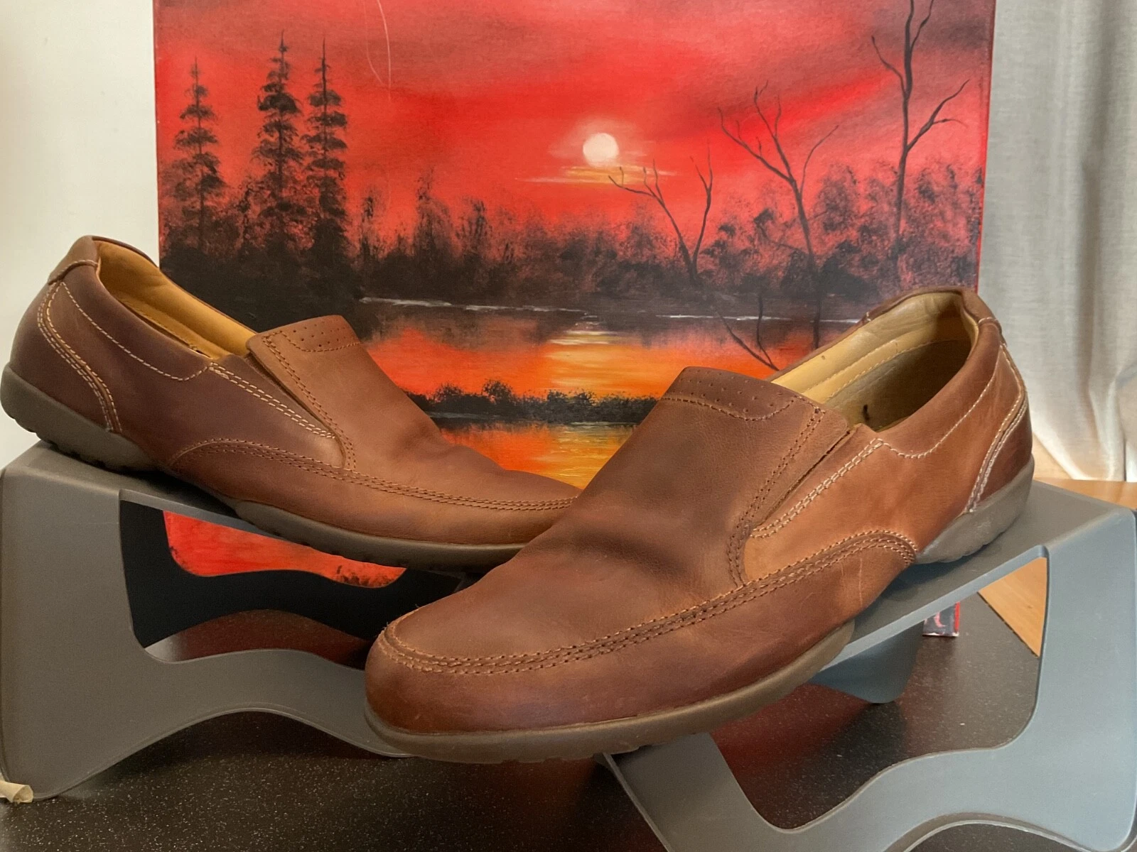 Scarpe mocassini Clarks uomo extra larghi slip on pelle marrone Uk8 battistrada morbido