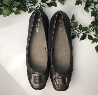 naturalizer comfort shoes