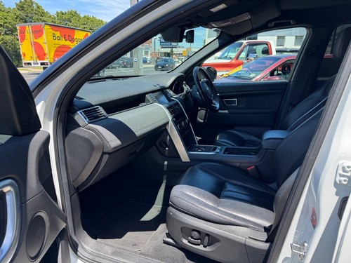2017 Land Rover Discovery Sport TD4 HSE 90,000kms Full Books - Picture 15 of 19
