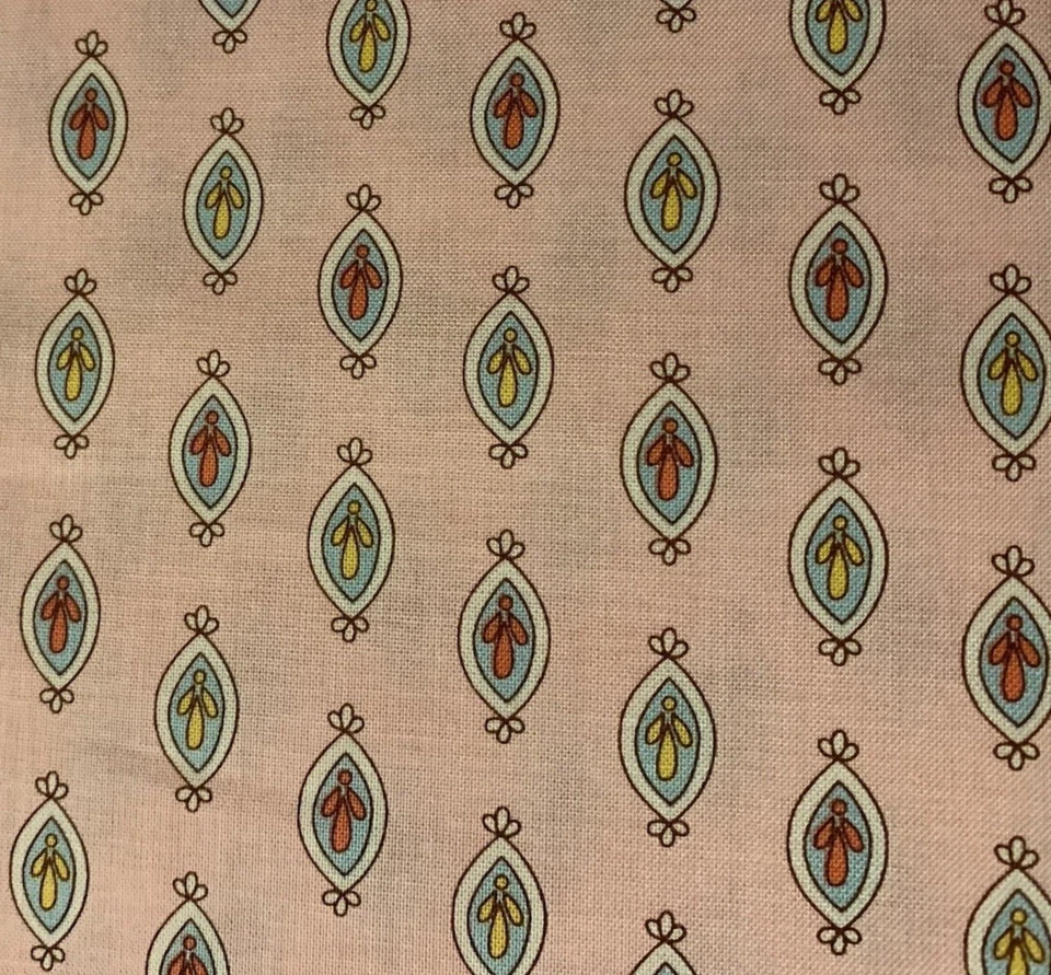 Preguntas frecuentes "Zoo Babies" de Whistler Studios para telas Windham fondo rosa pálido Foto 2 de 4