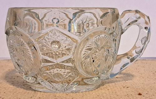 Lot of 4 Vintage Hobstar Cut Glass Pinwheel & Stars Design Punch Cups - Picture 2 of 4