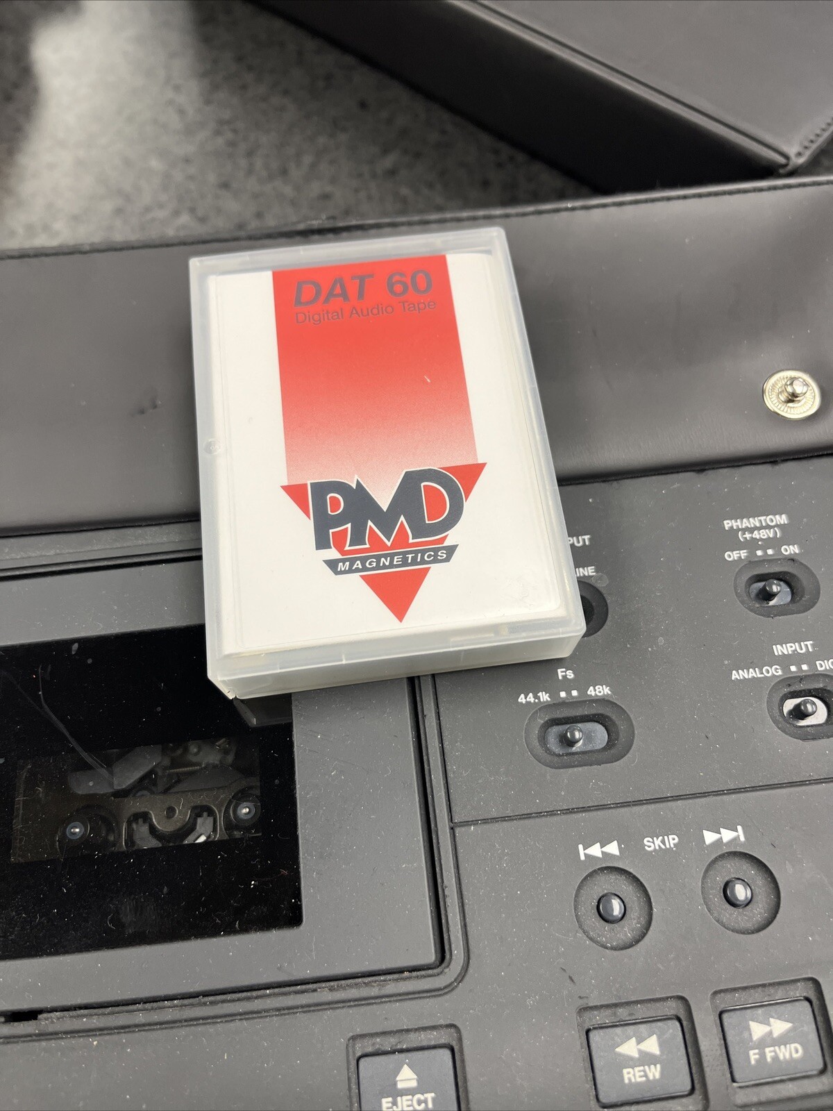 Tascam DAP1 Digital Audio Tape DAT Recorder Working, Charger And Spare