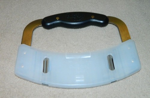 Pampered Chef Crinkle Cutter #1063 Stainless Steel Chopper - Picture 4 of 6
